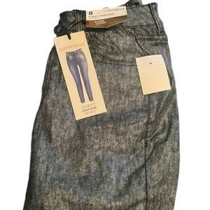 Curvy high rise jeans